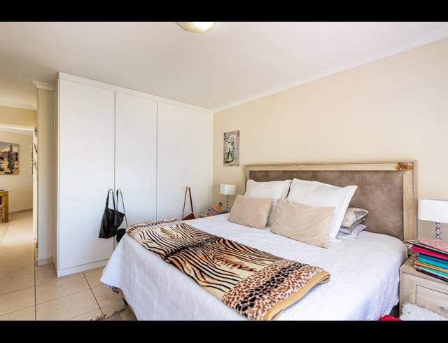 3 BEDROOM APARTMENT FOR SALE IN BEACHFRONT